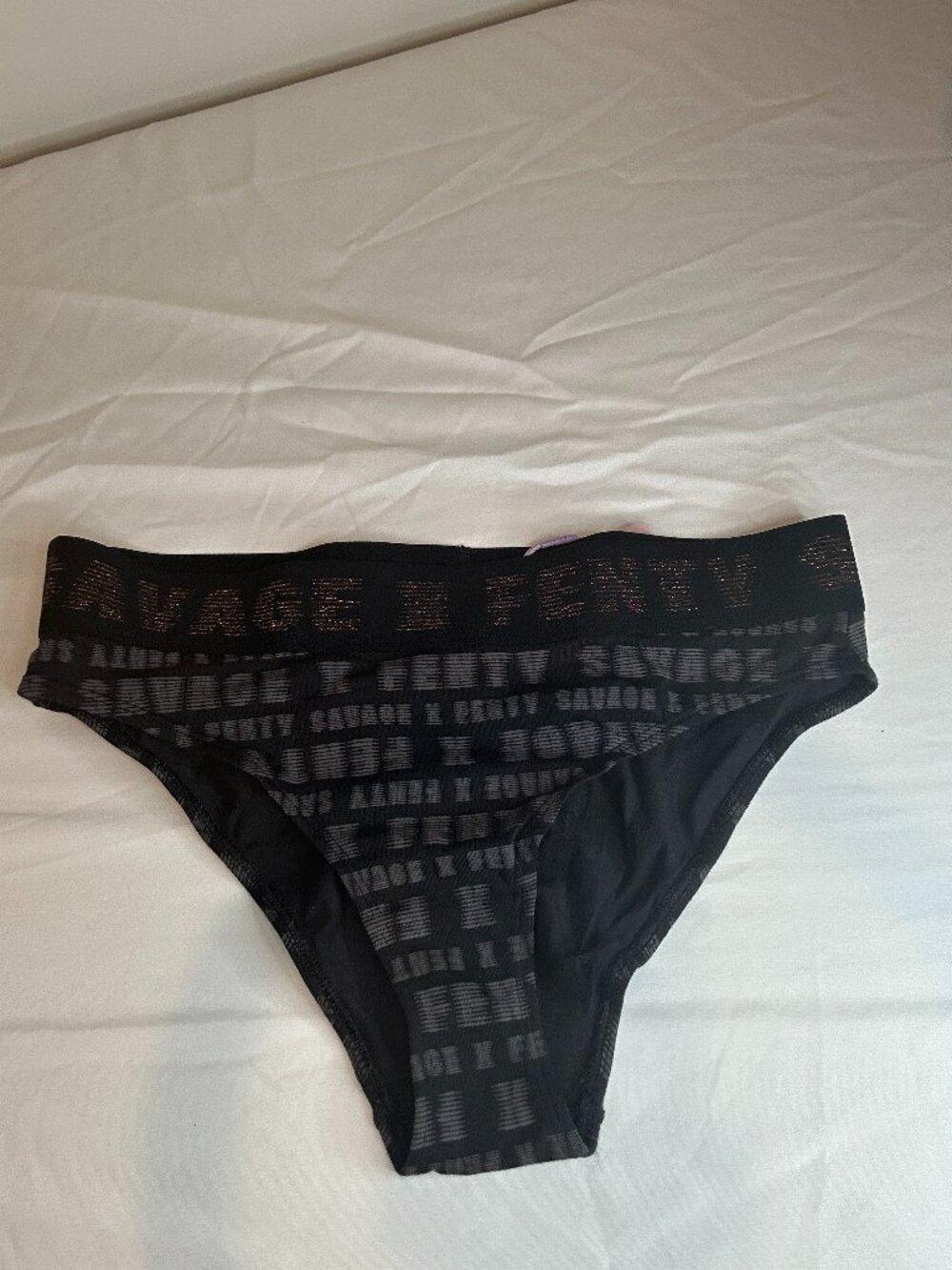 Savage X Fenty Black Logo Print Bikini Briefs Medium NWT